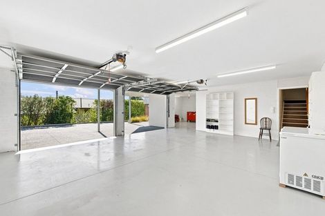 Photo of property in 271 Cannon Hill Crescent, Mount Pleasant, Christchurch, 8081