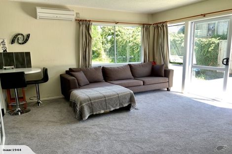Photo of property in 2/13 Oswald Crescent, Paparangi, Wellington, 6037