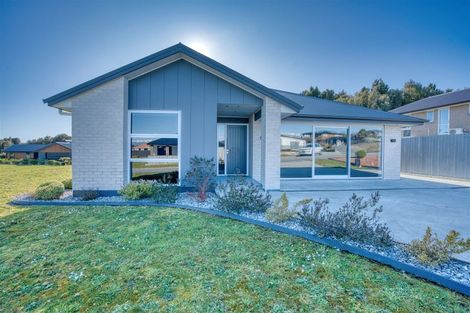 Photo of property in 25 Racecourse Terrace Rise, Hokitika, 7882
