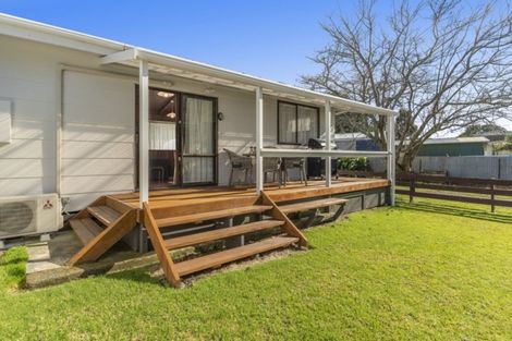 Photo of property in 4a Roretana Drive, Athenree, Katikati, 3177