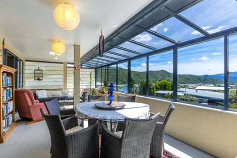 Photo of property in 13 Rimu Terrace, Waikawa, Picton, 7220
