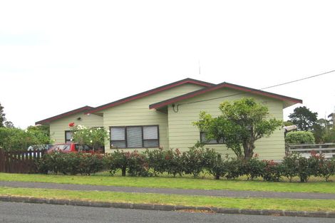 Photo of property in 76 Stanley Road, Glenfield, Auckland, 0629