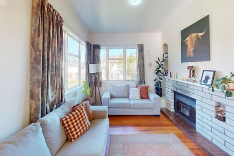 Photo of property in 11 Lyon Street, Marton, 4710