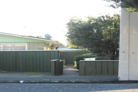 Photo of property in 1/66 Oroua Street, Eastbourne, Lower Hutt, 5013