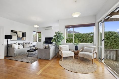 Photo of property in 49 Somerset Street, Brooklands, New Plymouth, 4310