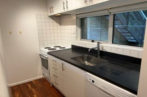 Photo of property in 2/49 Maungaraki Road, Korokoro, Lower Hutt, 5012