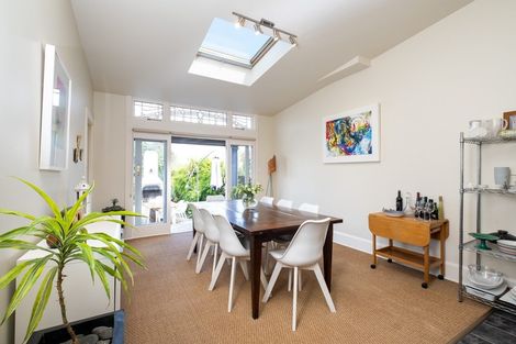 Photo of property in 14 Mcdonald Street, Napier South, Napier, 4110