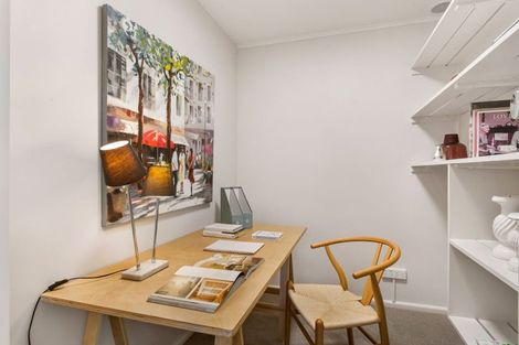 Photo of property in 3 Farnham Place, Ilam, Christchurch, 8041