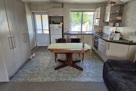 Photo of property in 3/813 Clive Street, Akina, Hastings, 4122