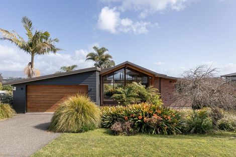 Photo of property in 82 Hamurana Road, Omokoroa, 3114