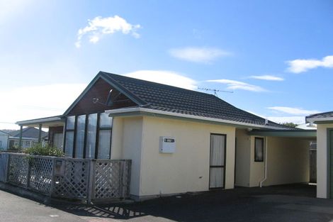 Photo of property in 32 Macalister Place, Miramar, Wellington, 6022