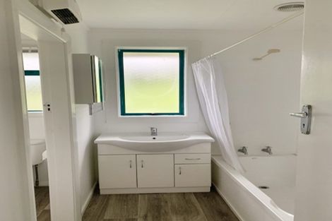 Photo of property in 11 Jane Street, Macandrew Bay, Dunedin, 9014