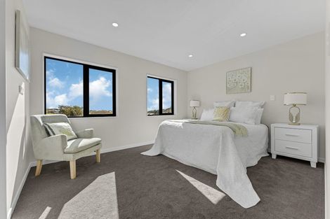 Photo of property in 1/13 Blockhouse Bay Road, Avondale, Auckland, 1026