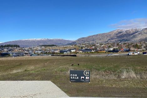 Photo of property in 13 Tuohy Lane, Wanaka, 9305