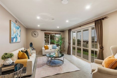 Photo of property in 46 Westerham Drive, Dannemora, Auckland, 2016