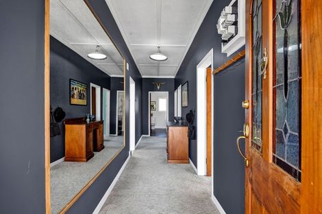 Photo of property in 18 Cumming Street, Okato, 4335