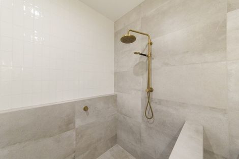 Photo of property in 17a Phoenix Avenue, Hokowhitu, Palmerston North, 4410