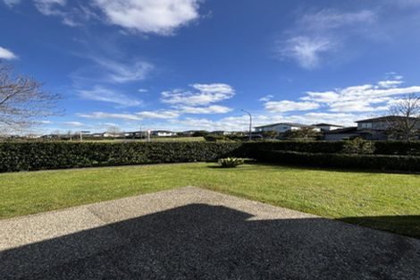 Photo of property in 1 Pickaberry Avenue, Karaka, Papakura, 2113