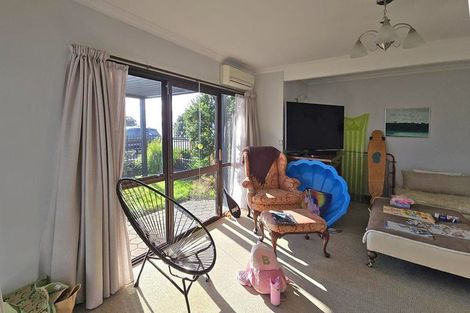 Photo of property in 32b Charles Street, Westshore, Napier, 4110