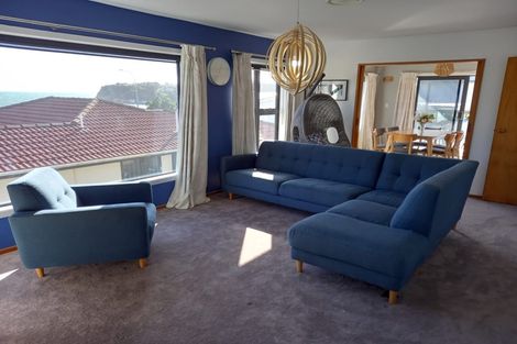 Photo of property in 8a Beach Road, Titahi Bay, Porirua, 5022