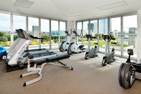 Photo of property in Sentinel Apartments, 504/3 Northcroft Street, Takapuna, Auckland, 0622