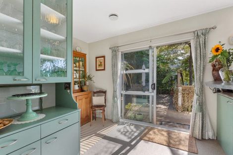 Photo of property in 8 Katarina Grove, Tawa, Wellington, 5028