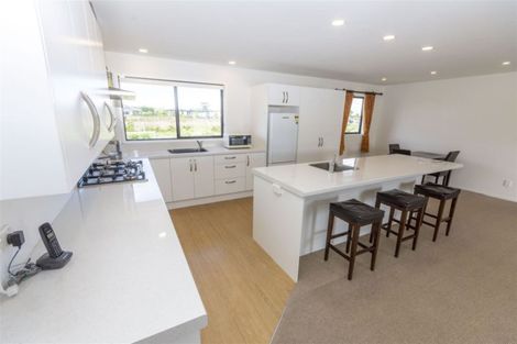 Photo of property in 8 Northside Drive, Waikuku, Rangiora, 7473