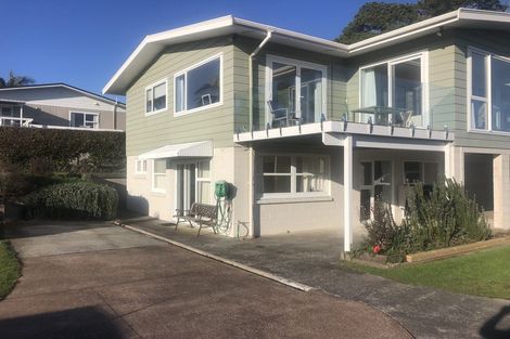 Photo of property in 92 Park Rise, Campbells Bay, Auckland, 0630