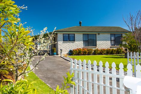 Photo of property in 18 Elsdon Best Street, Riverdale, Gisborne, 4010