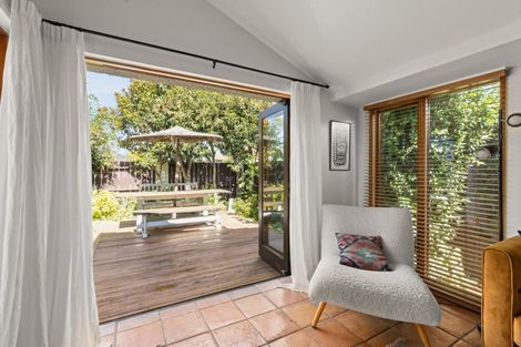 Photo of property in 1/509 Fitzroy Avenue, Hastings, 4122