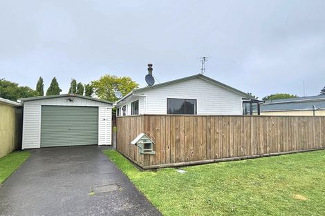 Photo of property in 23 Humphries Street, Inglewood, 4330