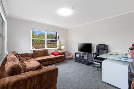 Photo of property in 35 Glenvar Road, Torbay, Auckland, 0630