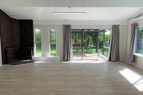 Photo of property in 123 Waiuku Road, Pukekohe, 2678