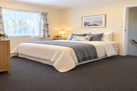 Photo of property in 2/9 Midvale Place, Burswood, Auckland, 2013