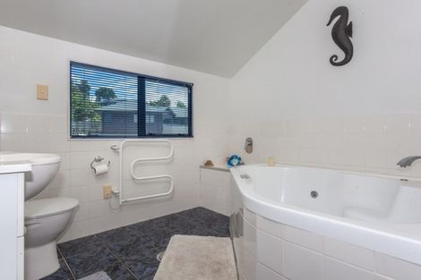 Photo of property in 107 Pacific View Drive, Whangamata, 3620