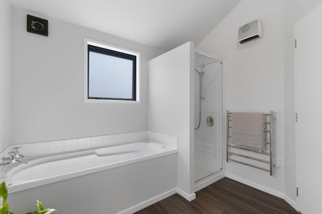 Photo of property in 77 Meadowstone Drive, Wanaka, 9305