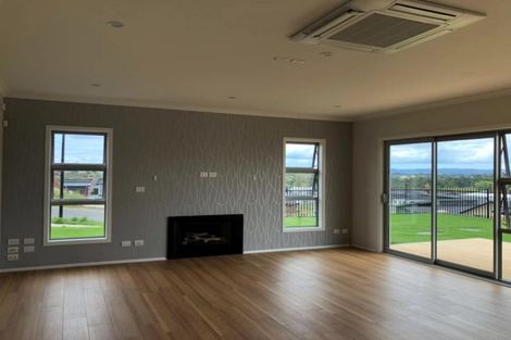 Photo of property in 11 Dulverton Rise, Flagstaff, Hamilton, 3210