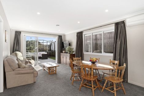 Photo of property in 6 Rochfort Crescent, Pyes Pa, Tauranga, 3112