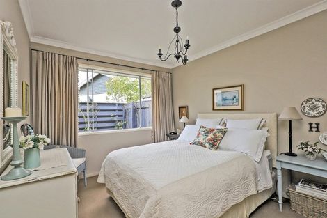 Photo of property in 2/32 Greenwood Road, Havelock North, 4130