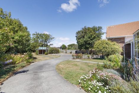 Photo of property in 153/155 High Street, Bulls, 4818