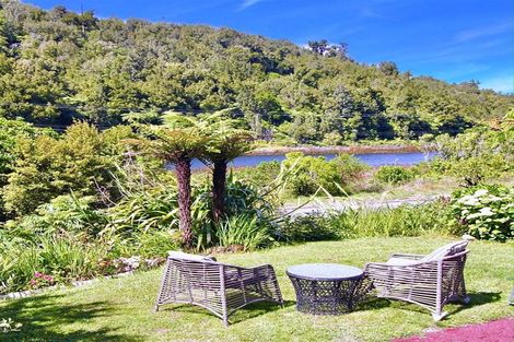 Photo of property in 73 State Highway 30, Lake Rotoma, Rotorua, 3074