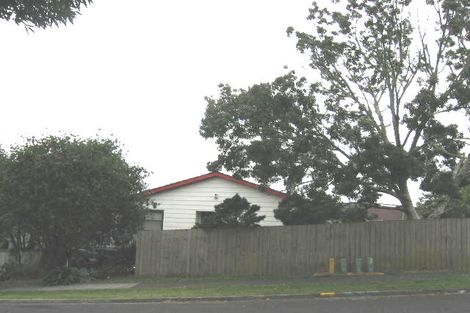 Photo of property in 2/1 Houston Place, Bayview, Auckland, 0629
