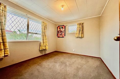 Photo of property in 34 Ferndown Avenue, Papatoetoe, Auckland, 2025