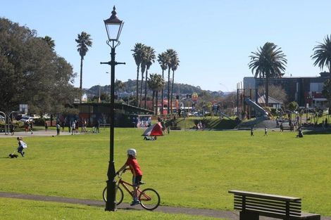 Photo of property in 201/1a Kings Road, Mount Roskill, Auckland, 1041