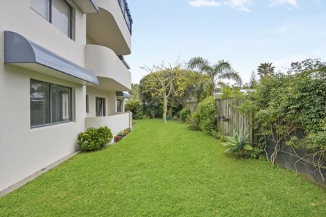 Photo of property in 7b Puriri Avenue, Orewa, 0931