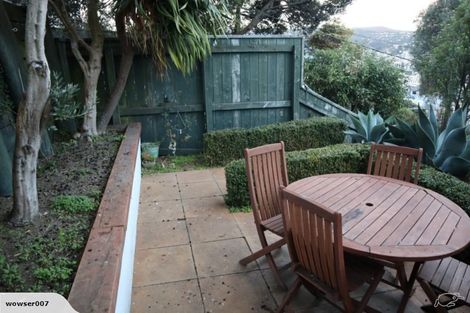 Photo of property in 40 Hawker Street, Mount Victoria, Wellington, 6011