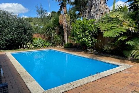 Photo of property in 28 Carr Street, Te Kamo, Whangarei, 0112