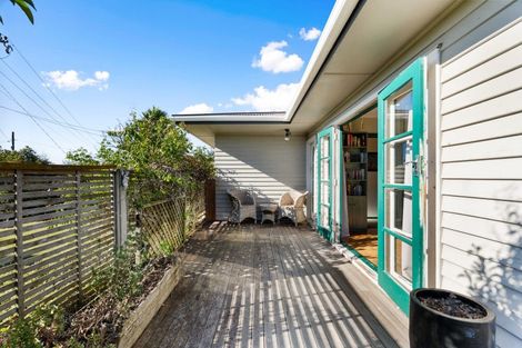 Photo of property in 7 Alexander Avenue, Onekawa, Napier, 4110