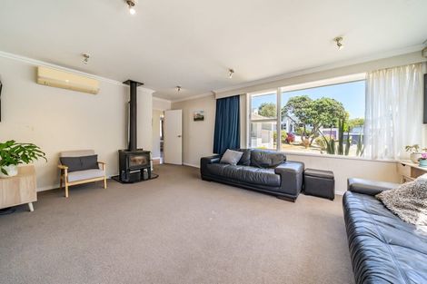 Photo of property in 3 Discovery Drive, Whitby, Porirua, 5024