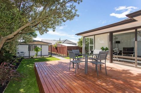 Photo of property in 15 Suffolk Street, Phillipstown, Christchurch, 8011